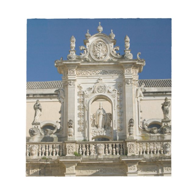 Italy, Puglia, Lecce, Piazza del Duomo, Palazzo Notepad (Front)