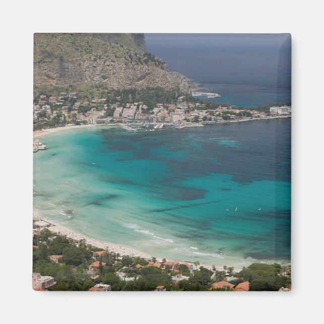 Italy, Sicily, Mondello, View of the beach from Magnet (Front)