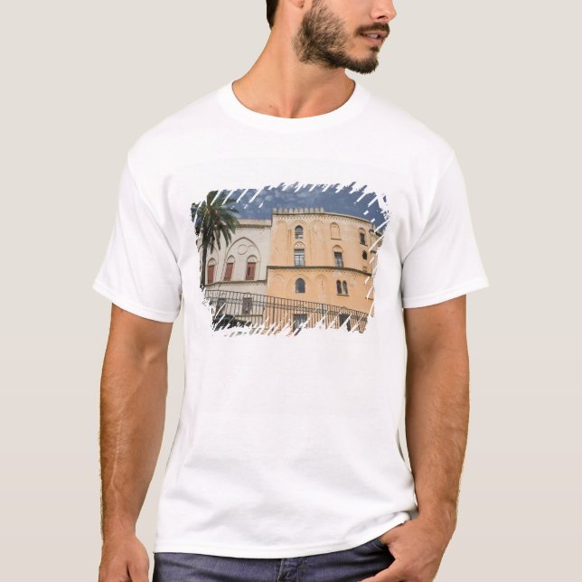 Italy, Sicily, Palermo, Palazzo dei Normanni T-Shirt (Front)