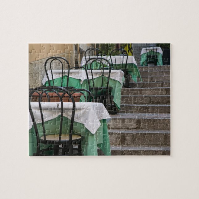 ITALY, Sicily, TAORMINA: Corso Umberto 1, Cafe Jigsaw Puzzle (Horizontal)