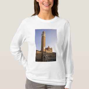 Italy, Tuscany, Sienna. Torre del Mangia on T-Shirt