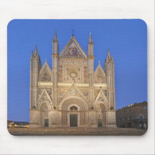 Italy, Umbria, Orvieto, Orvieto Cathedral Mouse Pad