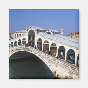 Italy, Veneto, Venice, Rialto Bridge crossing Magnet