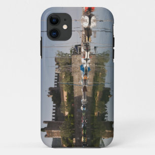 Italy, Verona Province, Torri del Benaco. Il iPhone 11 Case
