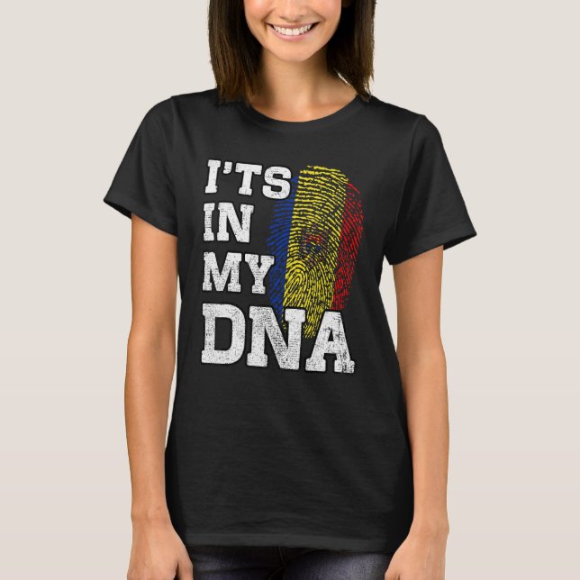 It's In My DNA Moldovan Fingerprint Proud Moldova  T-Shirt (Front)
