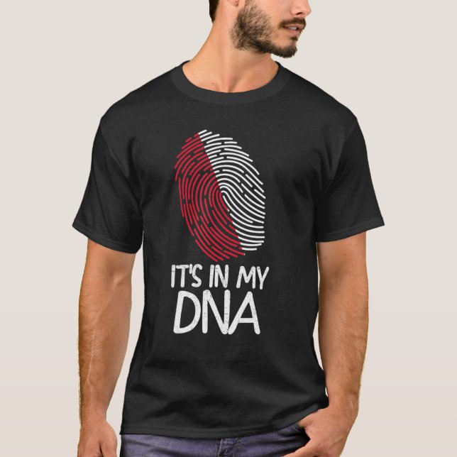 It's In My DNA   Proud Polish Flag Fingerprint T-Shirt (Front)