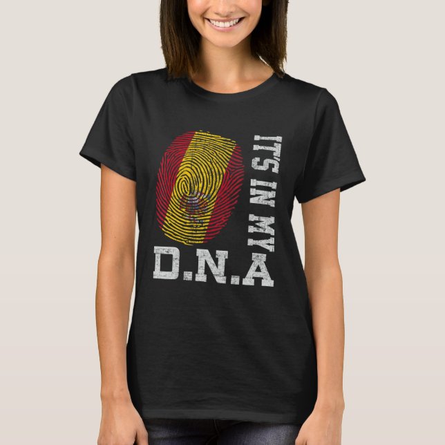 It's In My DNA Spanish Fingerprint Proud Spain Fla T-Shirt (Front)
