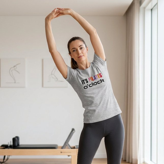 It's Pilates o'clock Quote Workout Fitness T-Shirt (Pilates Tshirt)