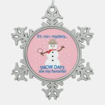 It's sNOw Mystery Detective Snowman Pink