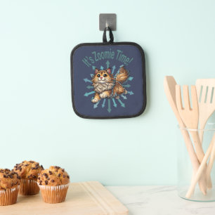 It's Zoomie Time Norwegian Forest Cat Pot Holder