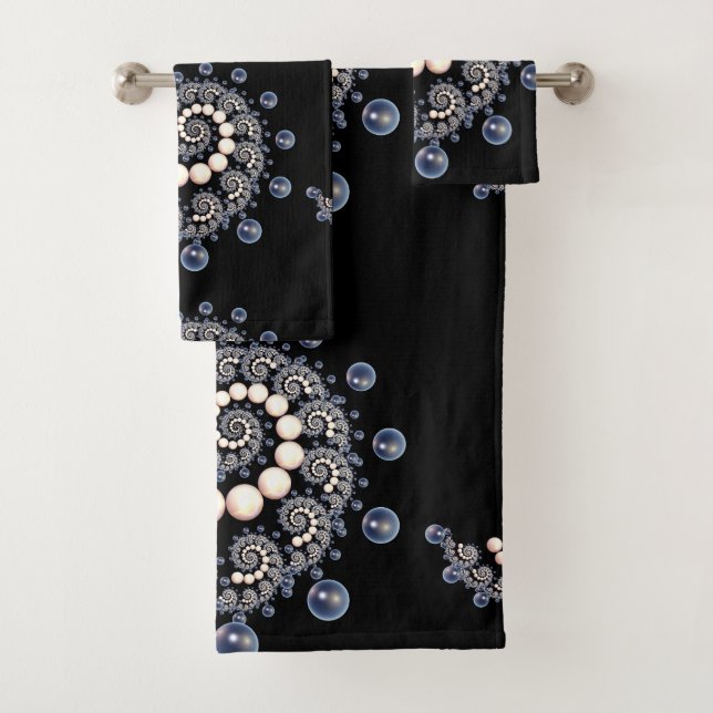Ivory and Blue Pearl Spiral Bath Towel Set (Insitu)
