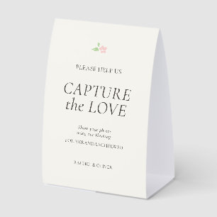 Ivory Capture the Love Wedding Table Top