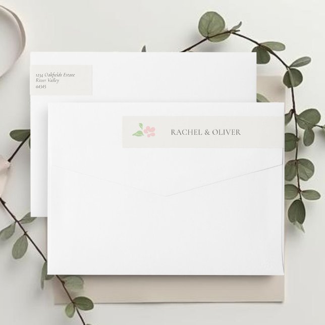 Ivory | Chic Floral Wedding Couple  Wrap Around Label (Creator Uploaded)