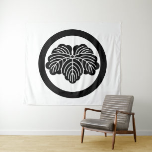 Ivy leaf in circle tapestry