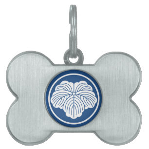 Ivy leaf in threadlike ring pet ID tag