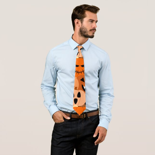 Jack-o-Lanterns Tie (In Situ)