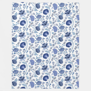 Jacobean Floral Pattern Blue on White Fleece Blanket