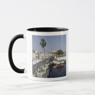 Jag Mindar Palace, Lake Pichola, Udaipur, India. Mug