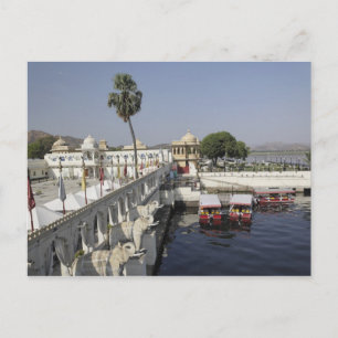 Jag Mindar Palace, Lake Pichola, Udaipur, India. Postcard