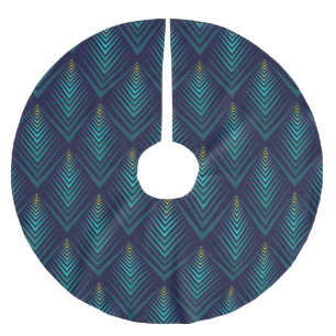 Jagged Edge: Dynamic Pattern Play Brushed Polyester Tree Skirt