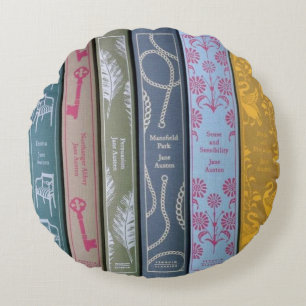 Jane Austen on one side and her books on the other Round Cushion