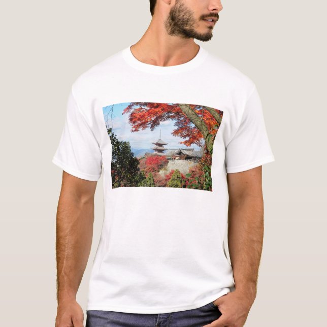 Japan, Kyoto. Kiyomizu temple in Autumn colour T-Shirt (Front)