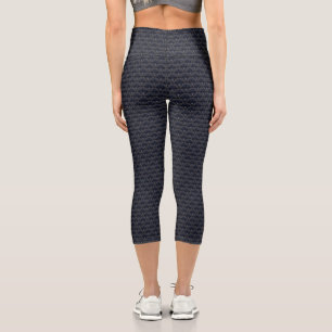 Japandi floral pattern _ Smoky Mist Capri Leggings