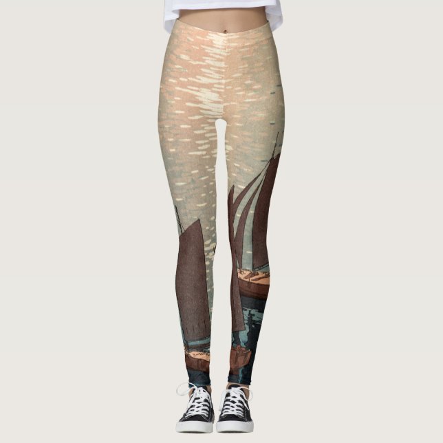 JAPANESE BOATS ON WATER PRINTED Leggings (Front)