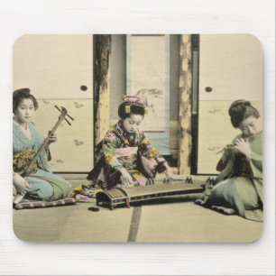 Japanese girls playing the flute, 'koto' and samis mouse pad