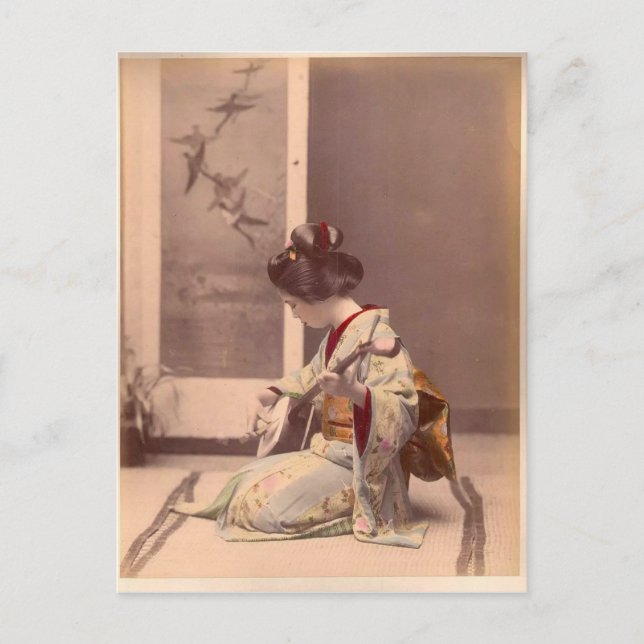 Japanese Lady Geisha Asian Vintage Art Postcard (Front)