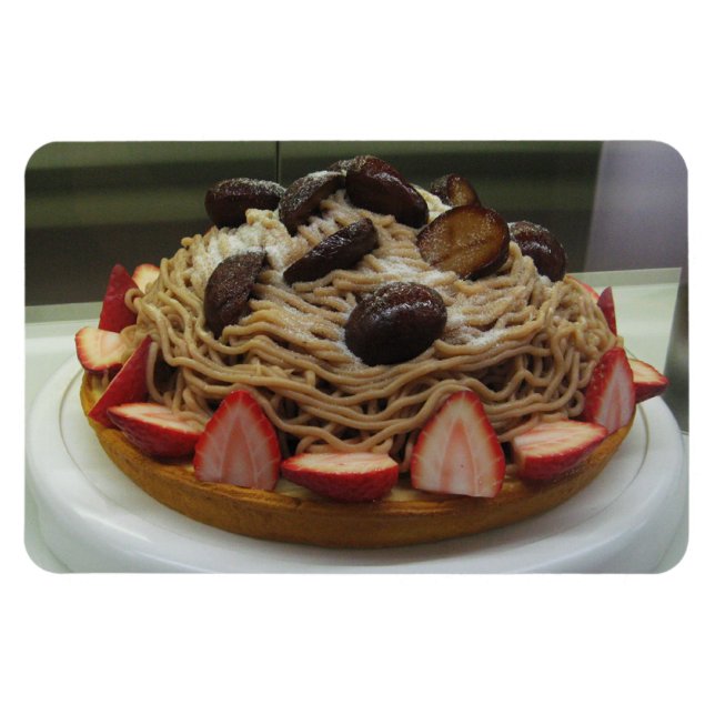 Japanese Spaghetti & Strawberry Cake Magnet (Horizontal)