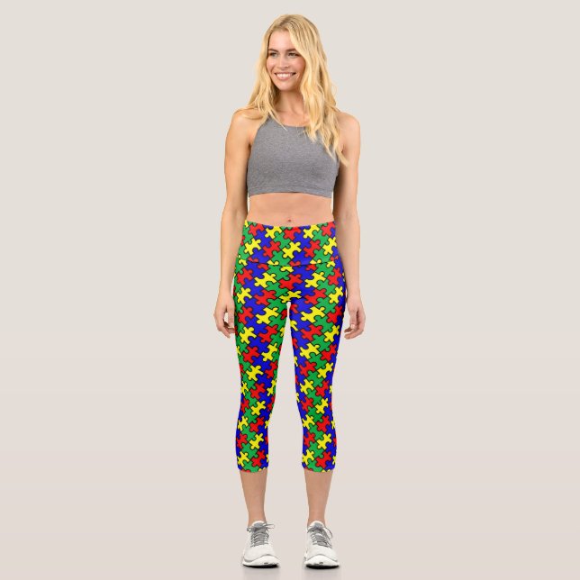 Jigsaw Puzzle Seamless Pattern Capri Leggings (Front)