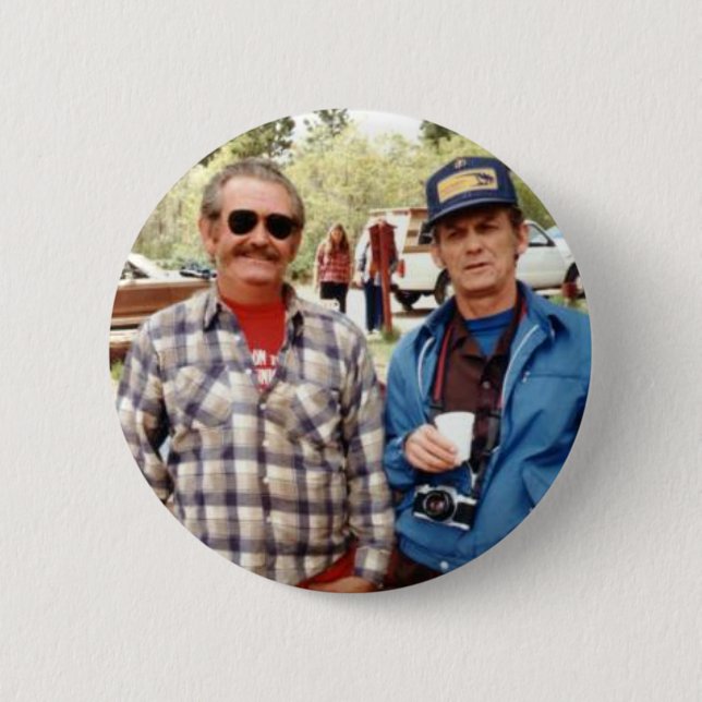 JR and Dennie 6 Cm Round Badge (Front)