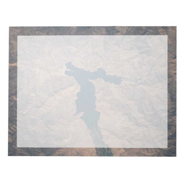 July 4, 2019 - Lake Isabella In California. Notepad (Front)