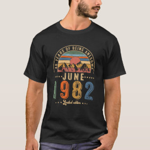 June 40Th Birthday 40 Years Old Vintage Born In 19 T-Shirt