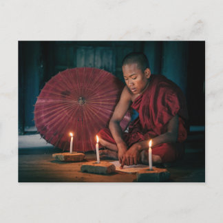 Junger Mönch in den Tempeln von Bagan Postkarte Postcard