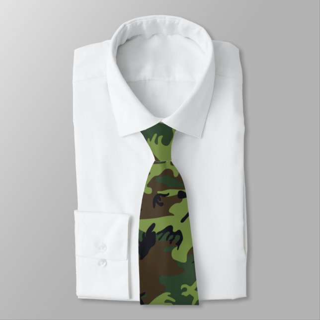 Jungle Green Camo Tie (Tied)