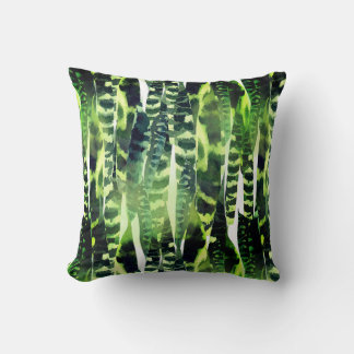 Jungle plant leaves pattern cushion