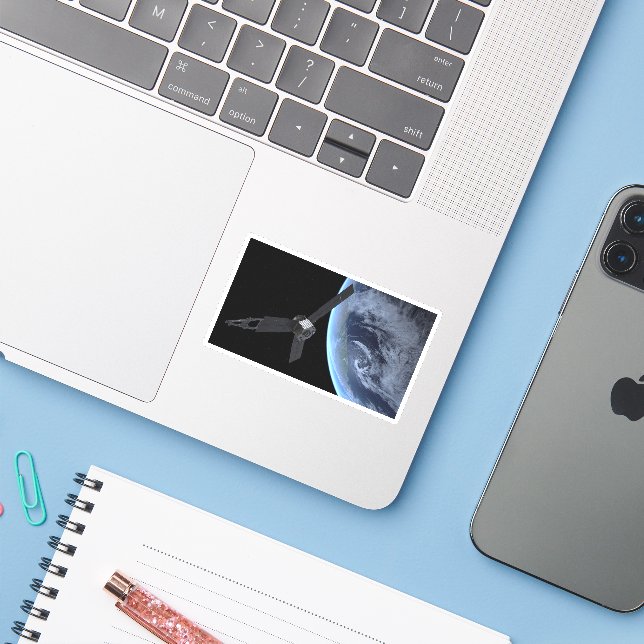 Juno Spacecraft During Its Earth Flyby (Laptop w/ iPhone)