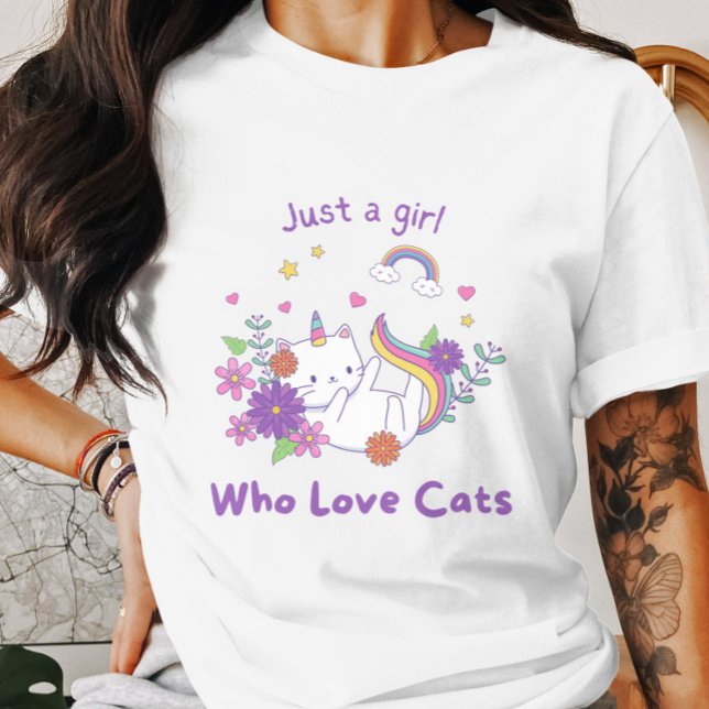 Just A Girl Who Love Cats Cute FUNNY  T-Shirt (Creator Uploaded)