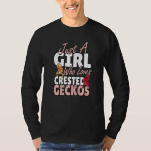 Just A Girl Who Loves Geckos  Women Lizard Crested T-Shirt