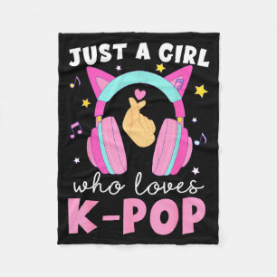 Just A Girl Who Loves K-p Korean Listening Kp Love Fleece Blanket