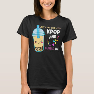 just a girl who loves kpop and bubble tea Kpop mer T-Shirt