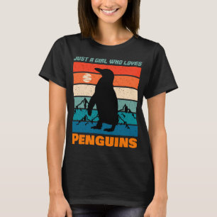 Just A Girl Who Loves Penguins Retro Animal T-Shirt