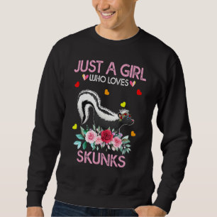 Just A Girl Who Loves Skunks Skunk Tee