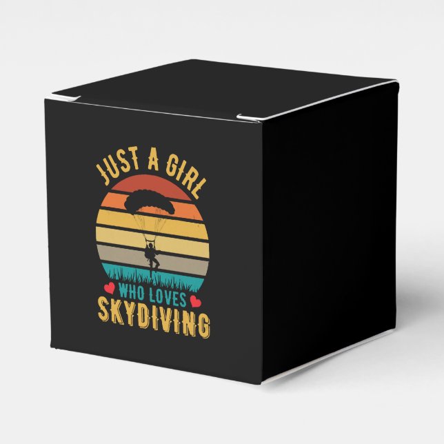 just a girl who loves skydiving favour box (Front Side)