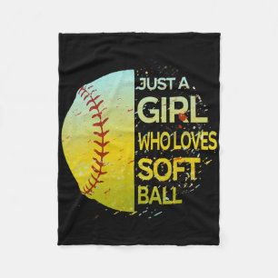 Just A Girl Who Loves Softll - Grunge Split Design Fleece Blanket