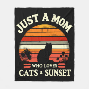 Just a mum who loves cats fleece blanket