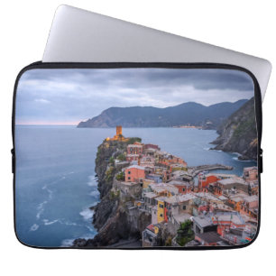 Just After Sunset   Vernazza, Cinque Terre, Italy Laptop Sleeve