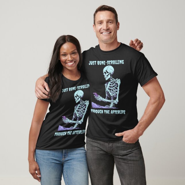 Just Bone-Scrolling - Halloween Smartphone T-Shirt (Unisex)